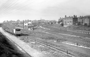 heaton Norris junction coal wagons 1951.jpg
